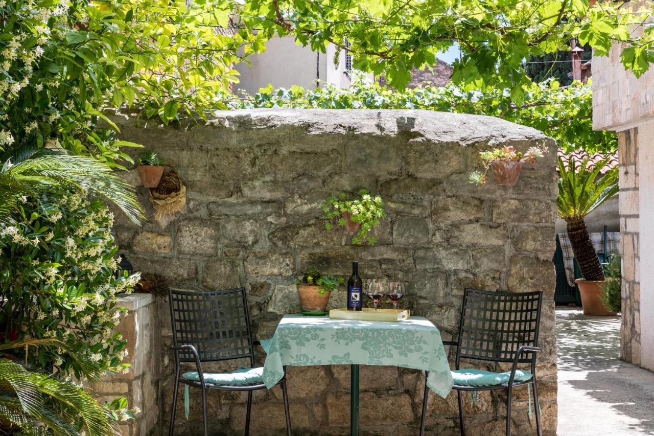 Luxury Apartment Silvana With Beautiful Garden Split Exterior foto