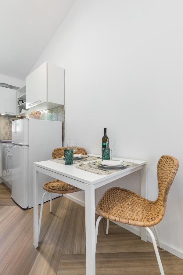 Luxury Apartment Silvana With Beautiful Garden Split Exterior foto