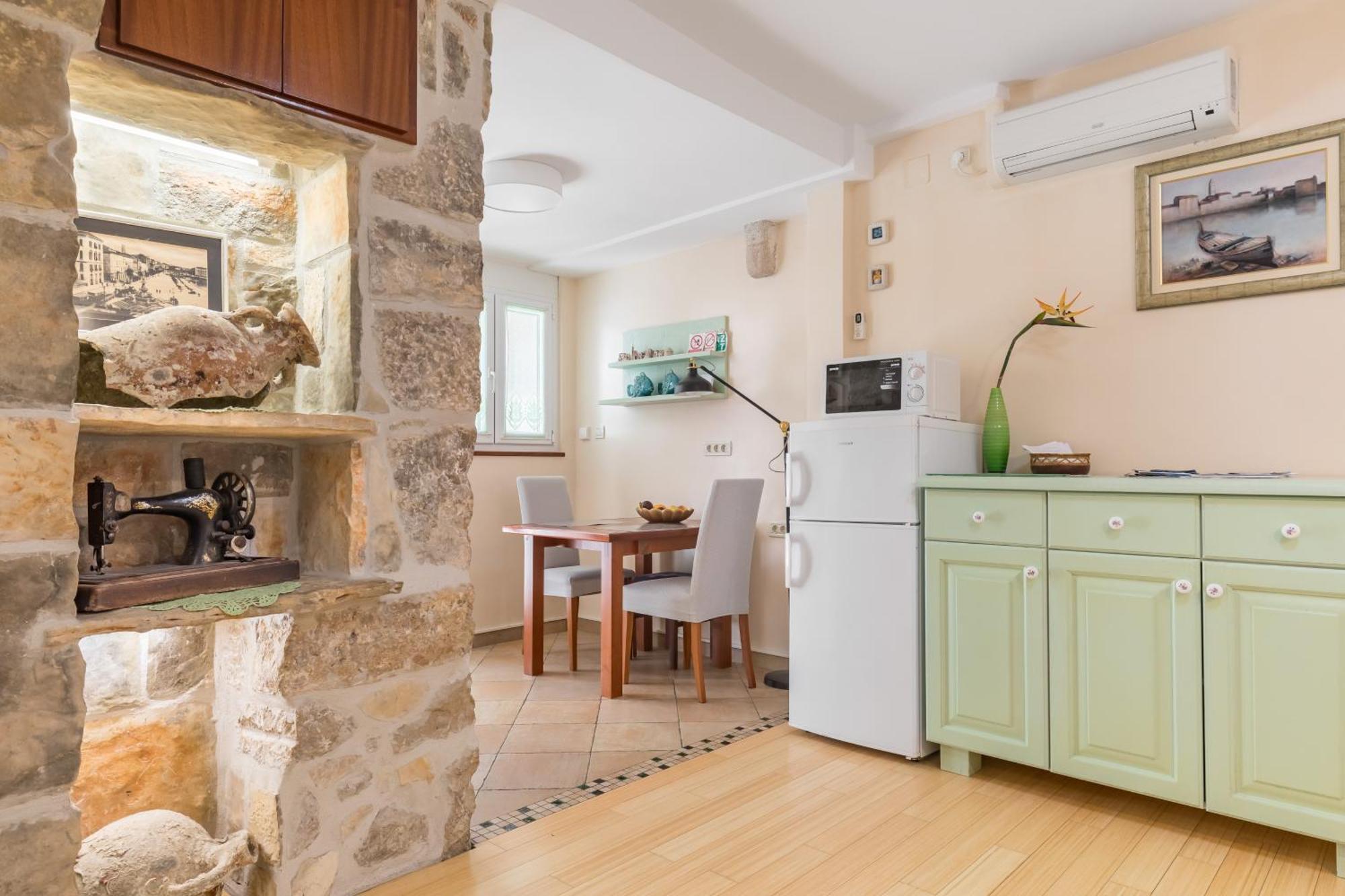 Luxury Apartment Silvana With Beautiful Garden Split Exterior foto